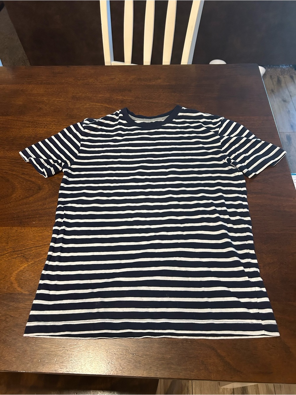 Old Navy Navy Gray and White Striped Short Sleeve Tee (2)